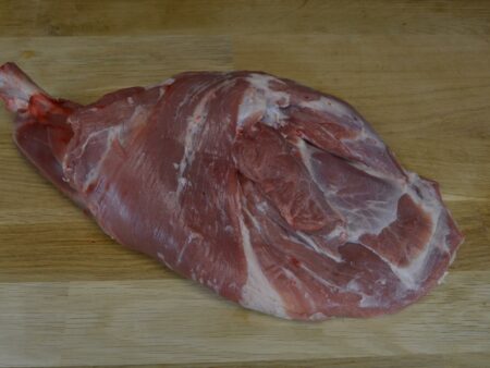 ÉPAULE D'AGNEAU AVEC OS - 1,3 kg