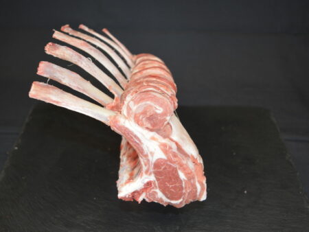 CARRÉ D'AGNEAU - 700 GR